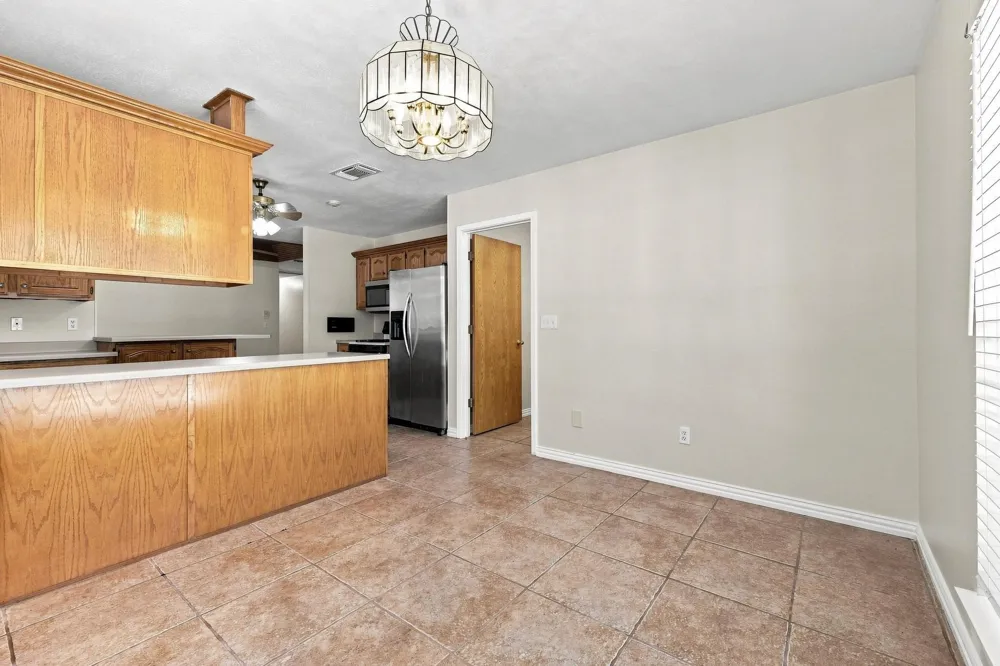 225 Red Oak Lane Powderly, TX 75473