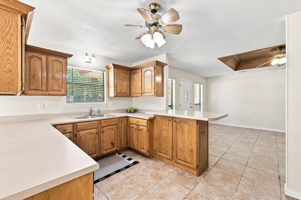 225 Red Oak Lane Powderly, TX 75473