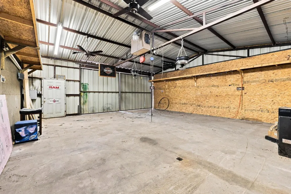 225 Red Oak Lane Powderly, TX 75473