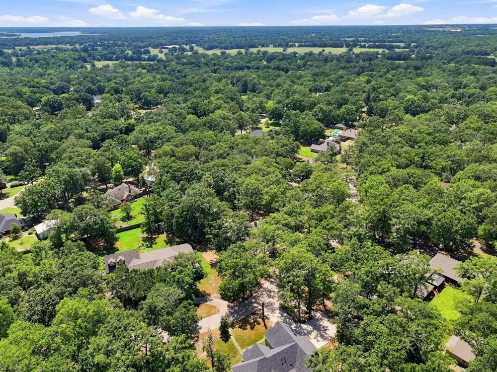 225 Red Oak Lane Powderly, TX 75473