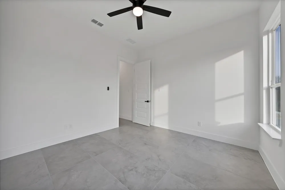 3089 County Road 1076 Celeste, TX 75423