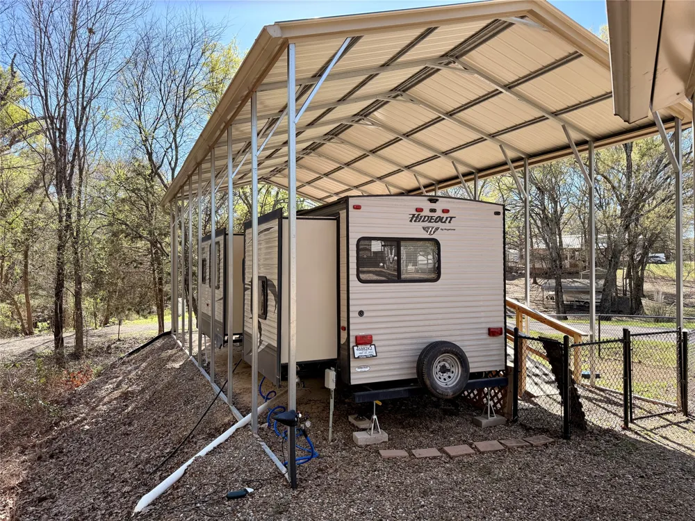 6435 FM 17 #605 Yantis, TX 75497