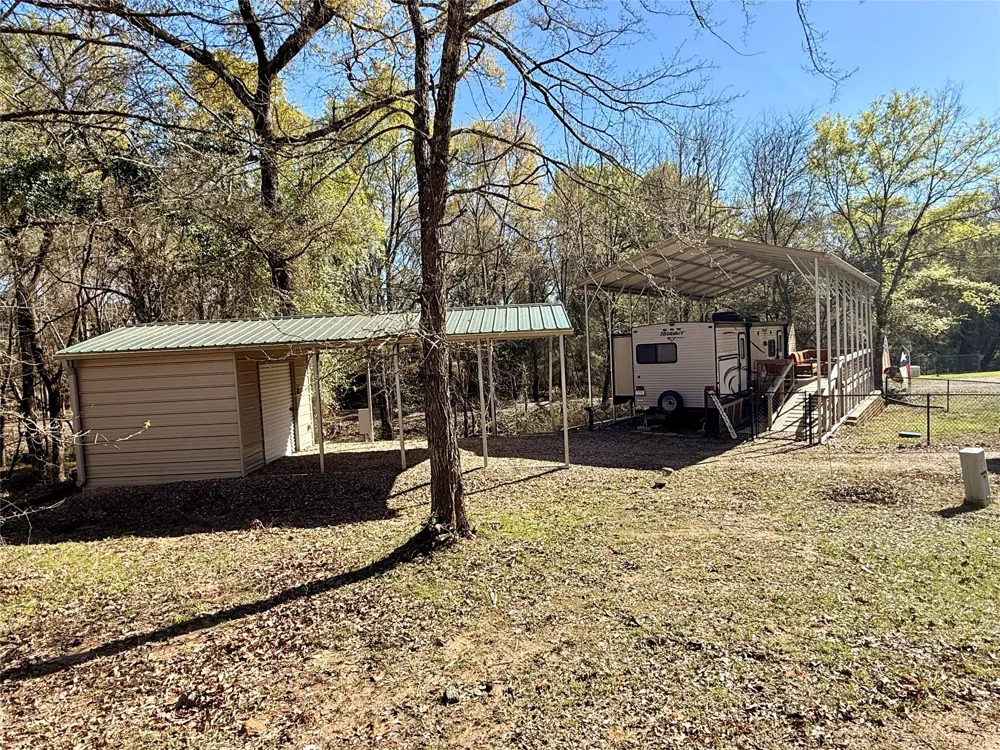 6435 FM 17 #605 Yantis, TX 75497
