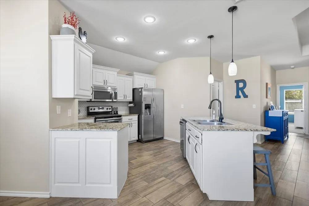 307 Mission Crest Circle Lindale, TX 75771