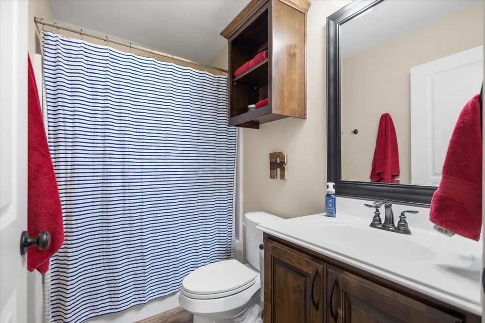 307 Mission Crest Circle Lindale, TX 75771