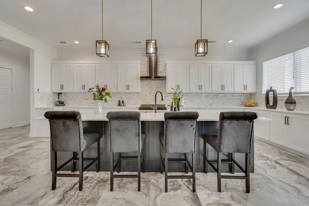 7299 Tom Trail Krum, TX 76249