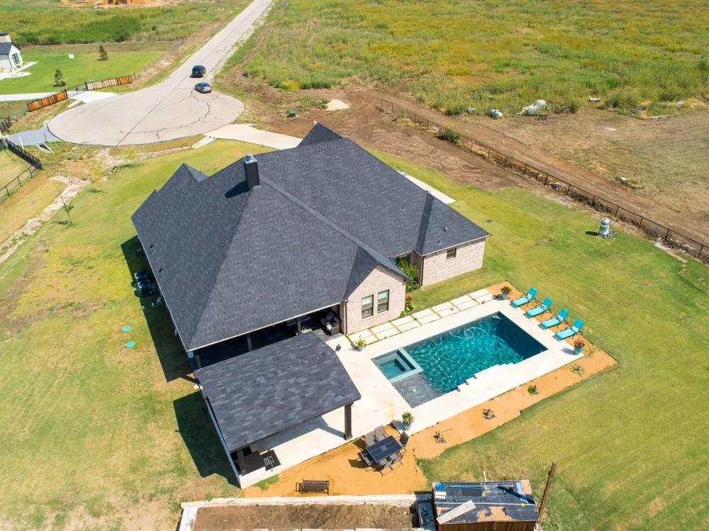 7299 Tom Trail Krum, TX 76249