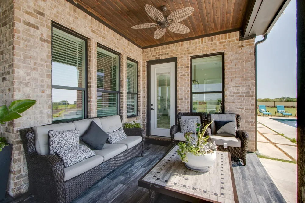 7299 Tom Trail Krum, TX 76249