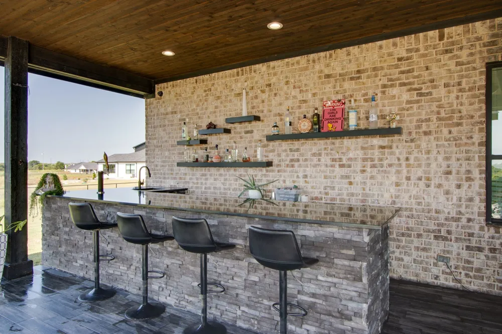 7299 Tom Trail Krum, TX 76249