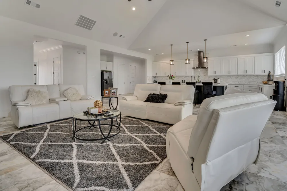 7299 Tom Trail Krum, TX 76249