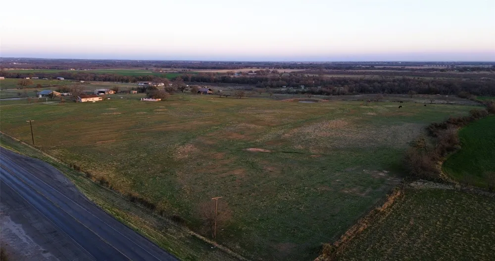 12301 HWY 36 Comanche, TX 76442