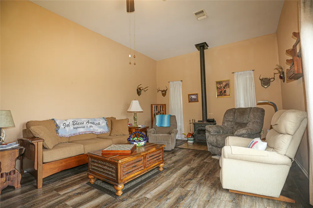 12301 HWY 36 Comanche, TX 76442