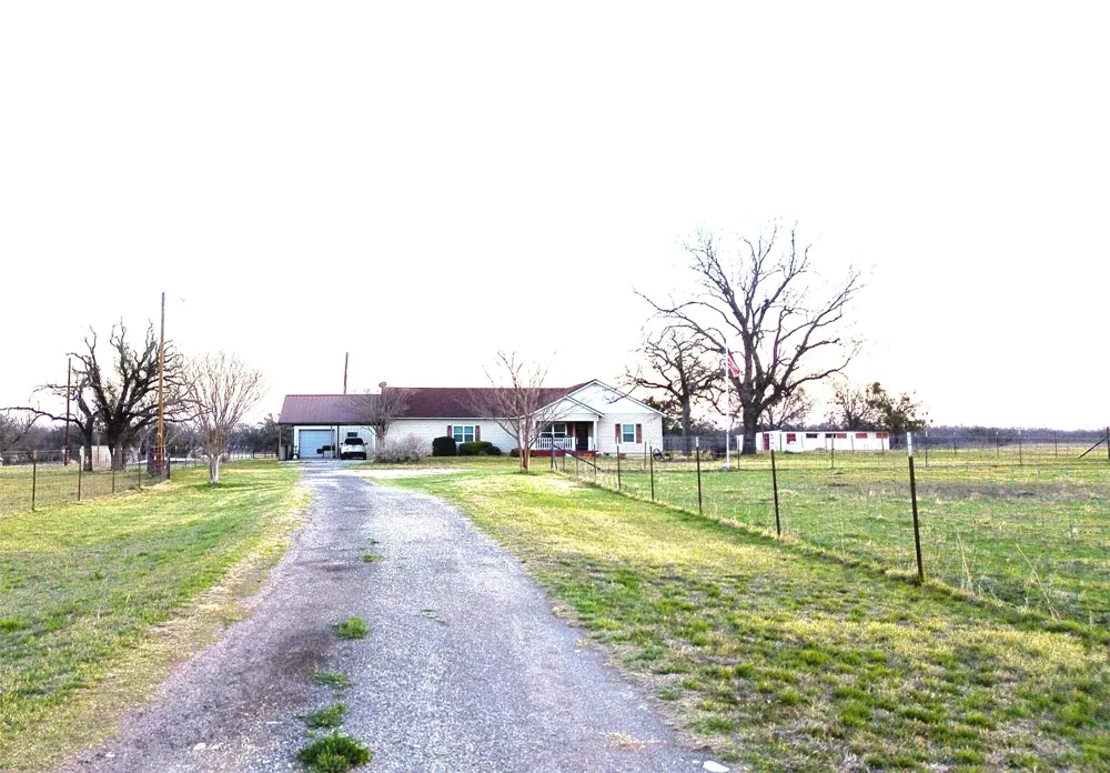 12301 HWY 36 Comanche, TX 76442