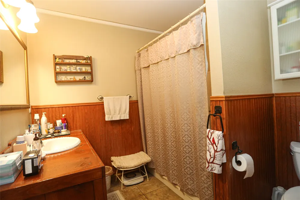12301 HWY 36 Comanche, TX 76442