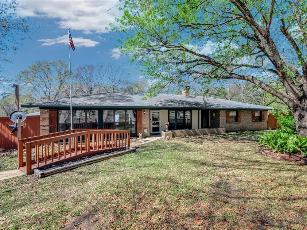 4636 Southwood Drive Lufkin, TX 75904