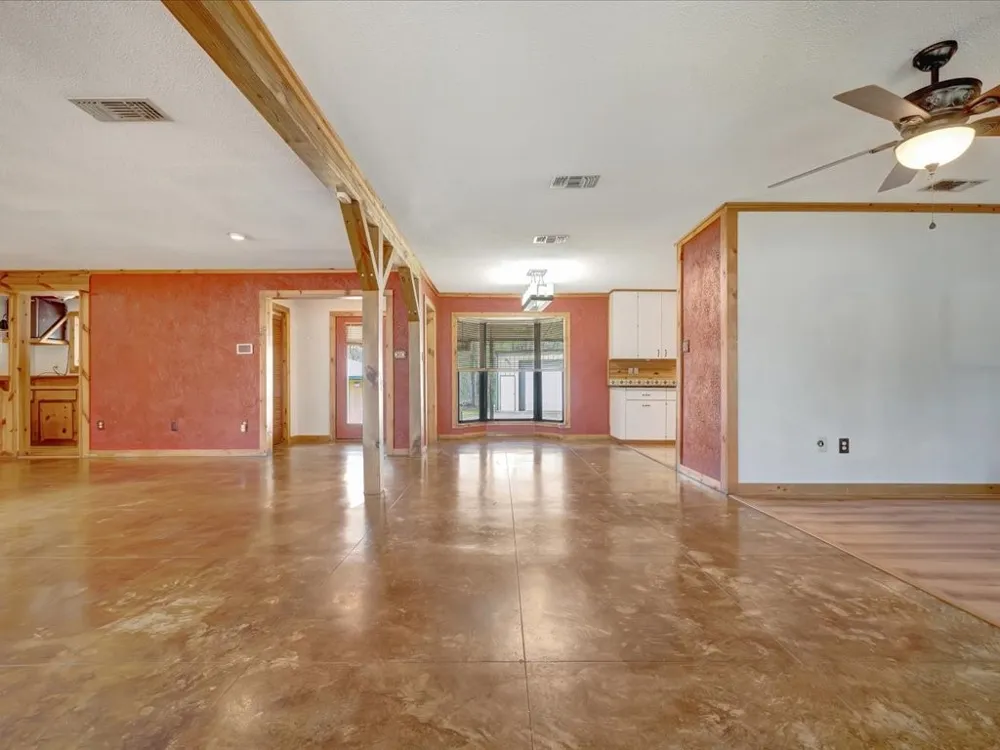 4636 Southwood Drive Lufkin, TX 75904