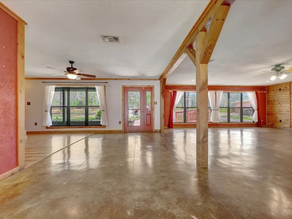 4636 Southwood Drive Lufkin, TX 75904