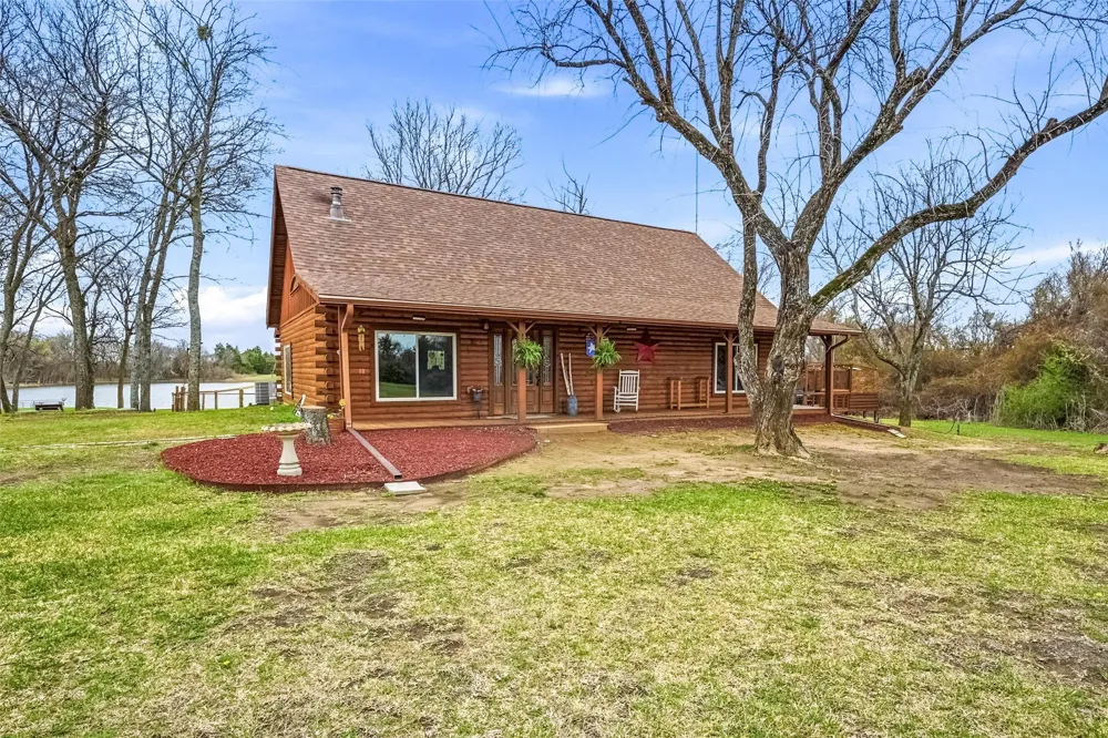 17311 E Us-82 Honey Grove, TX 75446