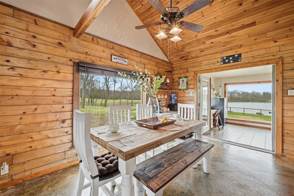 17311 E Us-82 Honey Grove, TX 75446