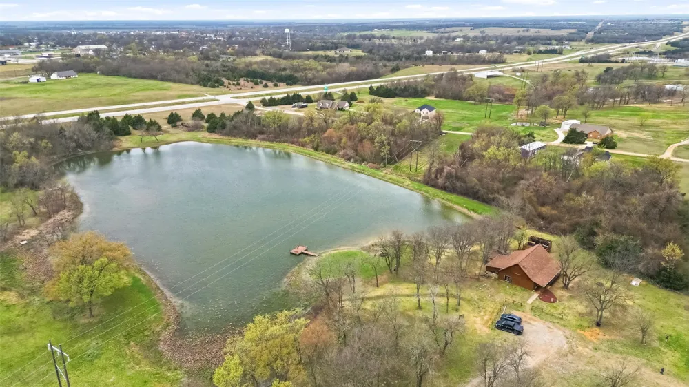 17311 E Us-82 Honey Grove, TX 75446