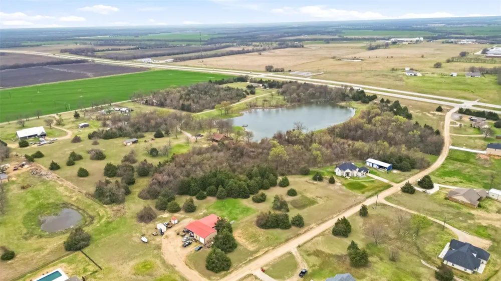 17311 E Us-82 Honey Grove, TX 75446