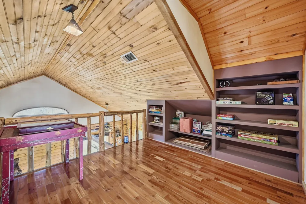 17311 E Us-82 Honey Grove, TX 75446