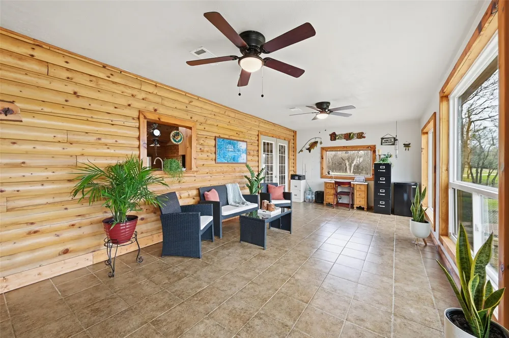 17311 E Us-82 Honey Grove, TX 75446