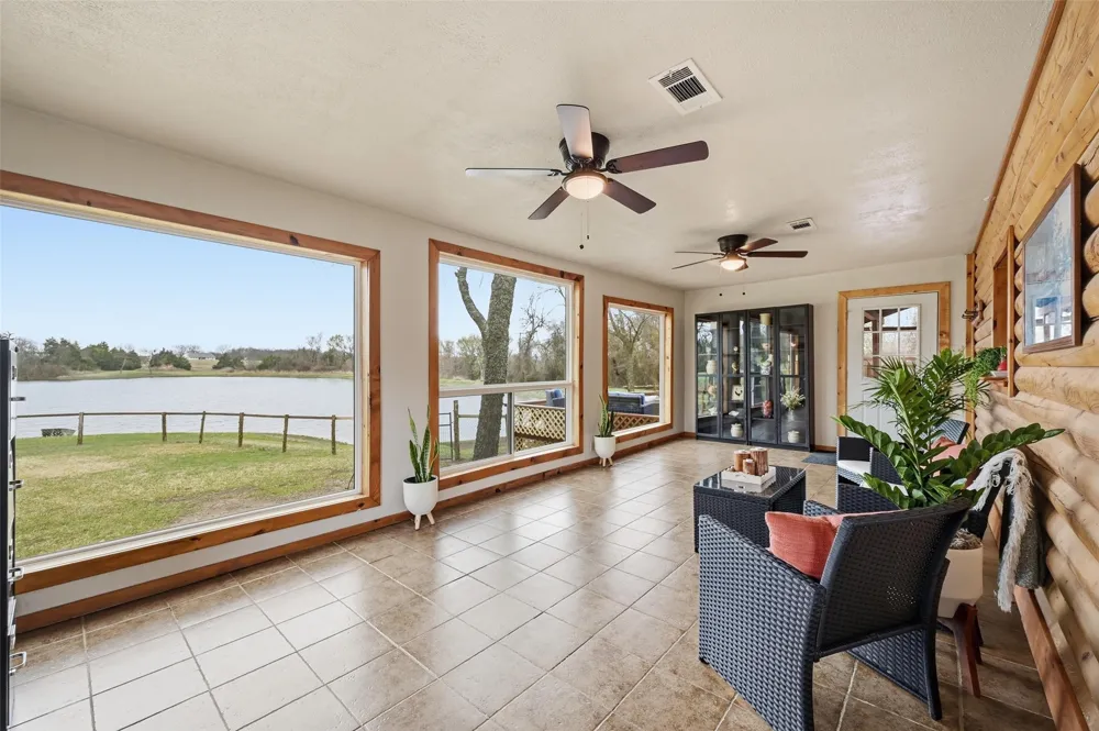 17311 E Us-82 Honey Grove, TX 75446