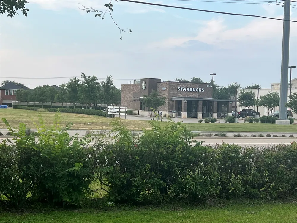 8130 Lakeview Parkway Rowlett, TX 75088