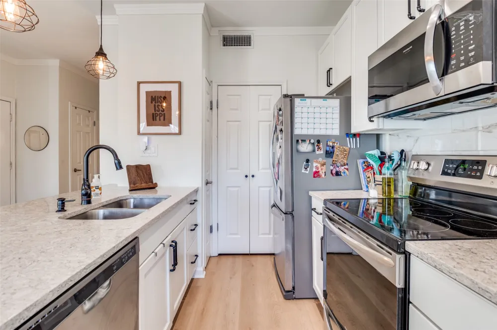 7151 Gaston Avenue #408 Dallas, TX 75214