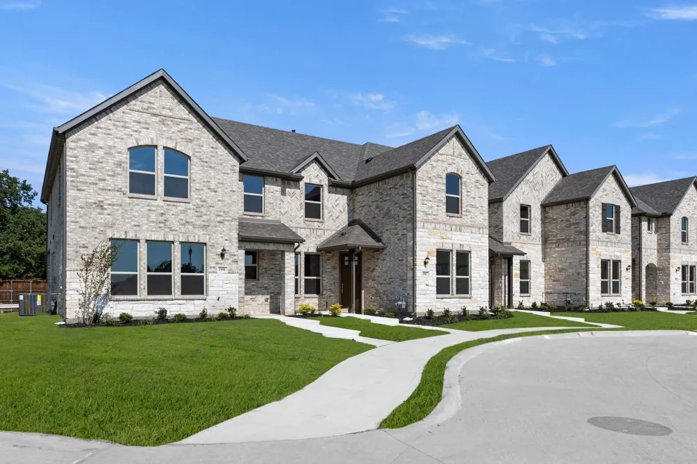 1987 Gentle Oak Trail Corinth, TX 76210