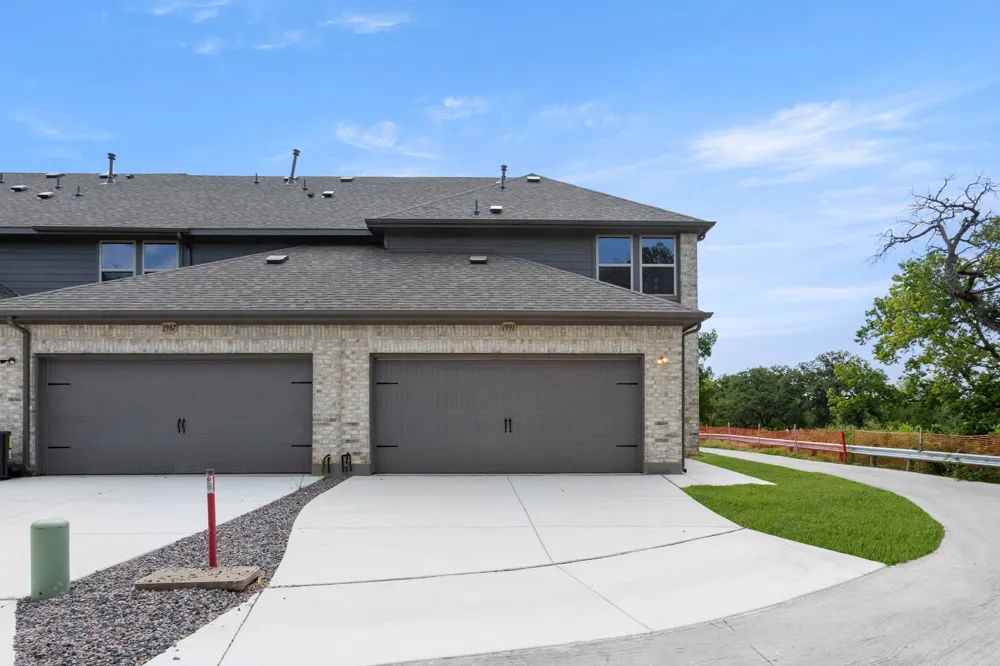 1991 Gentle Oak Trail Corinth, TX 76210