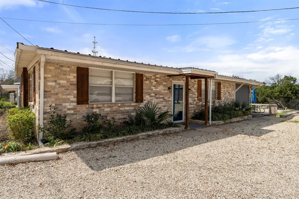 County Road 1700 Clifton, TX 76634