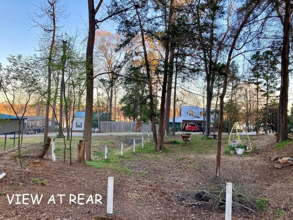 262 E Walnut Trail Murchison, TX 75778