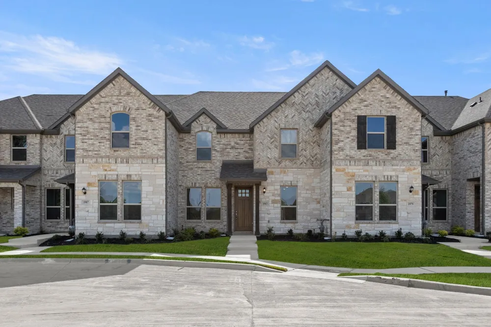 1983 Gentle Oak Trail Corinth, TX 76210