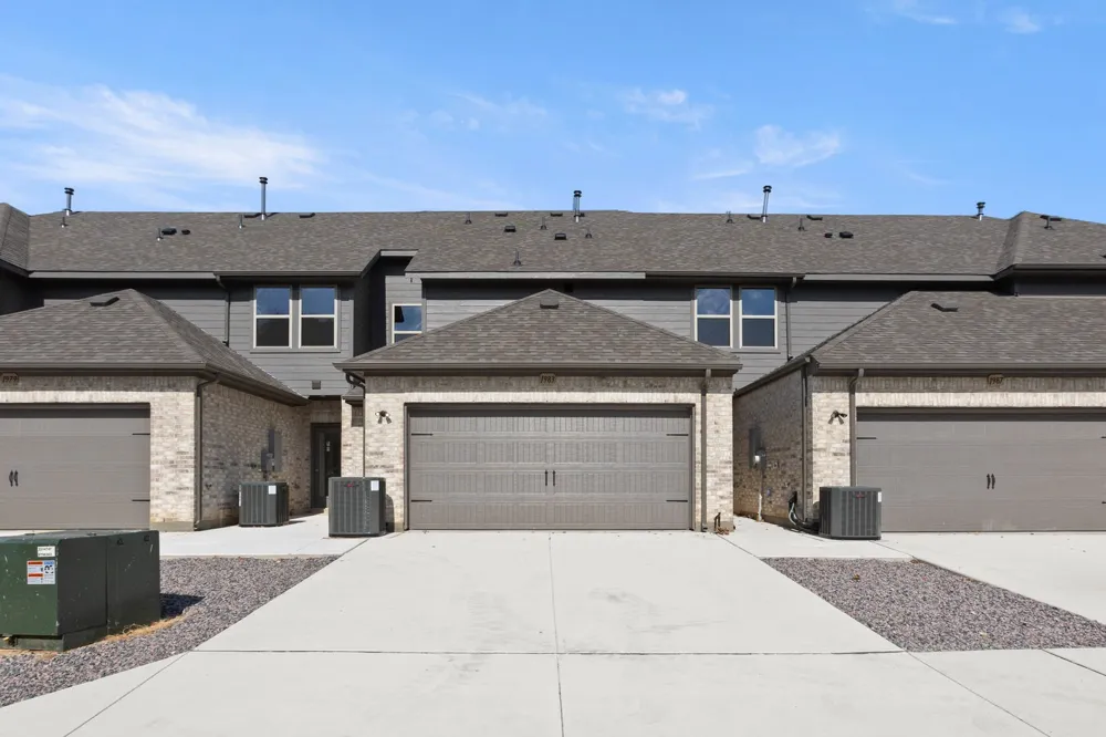 1983 Gentle Oak Trail Corinth, TX 76210