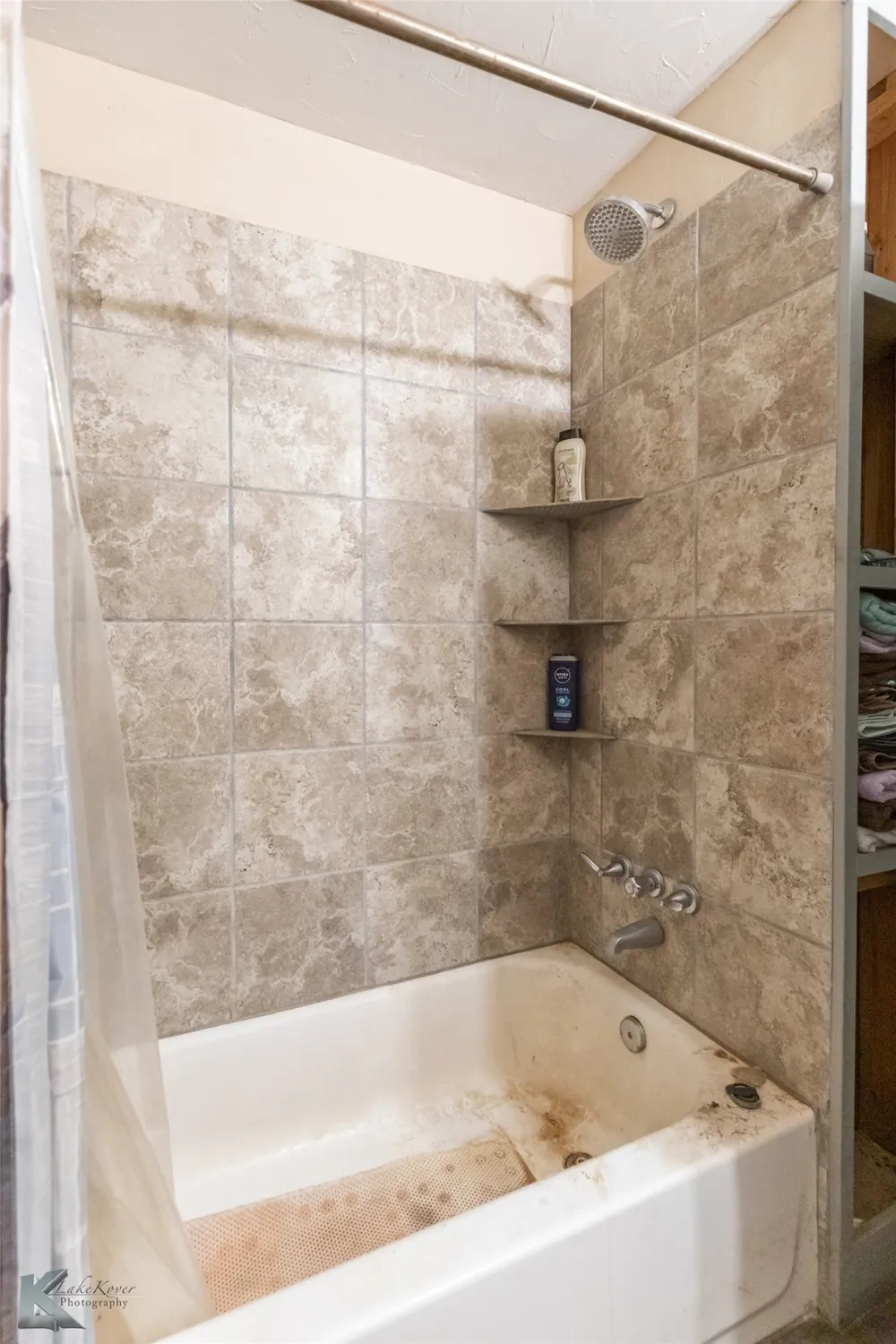 576 Mccartney Lane Tye, TX 79563