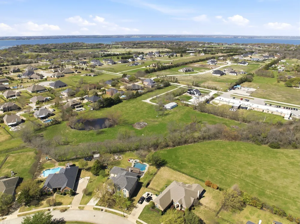 313 Hubbard Drive Heath, TX 75032
