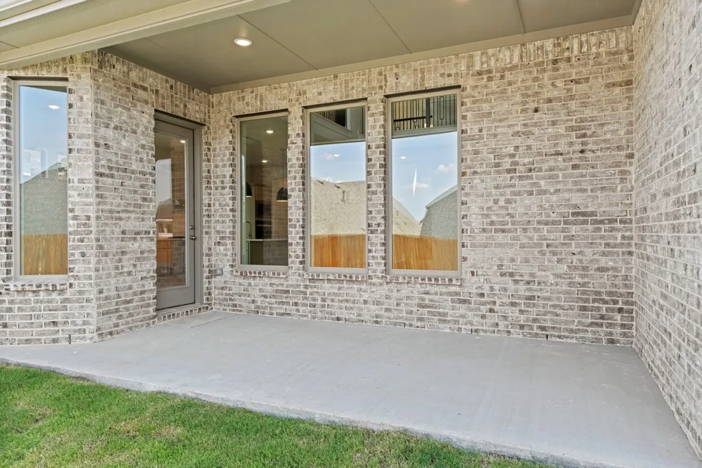 933 Mumms Field Drive Fort Worth, TX 76247