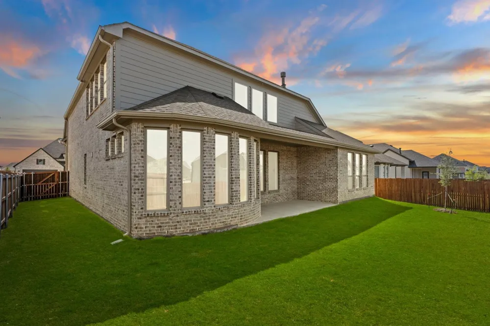 933 Mumms Field Drive Fort Worth, TX 76247