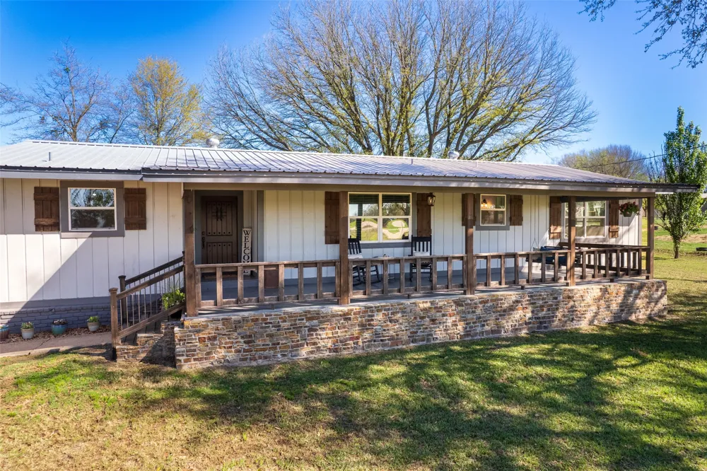 328 FM 900 Mount Vernon, TX 75457