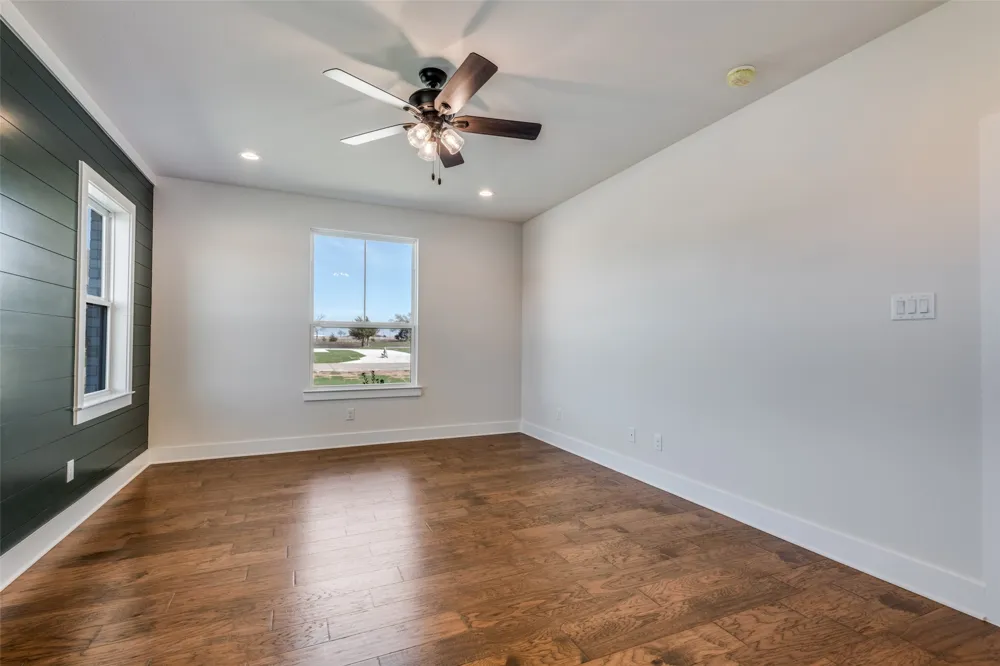 820 Evergreen Way Nevada, TX 75173