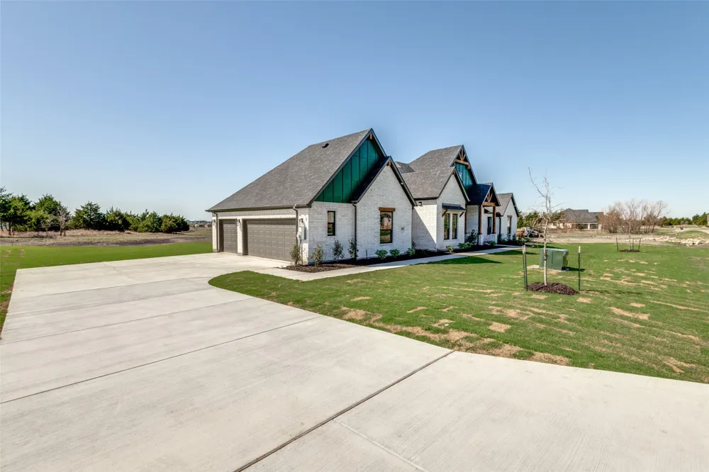 820 Evergreen Way Nevada, TX 75173