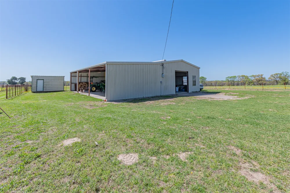 198 Vz County Road 4311 Ben Wheeler, TX 75754