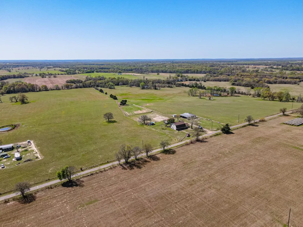 198 Vz County Road 4311 Ben Wheeler, TX 75754