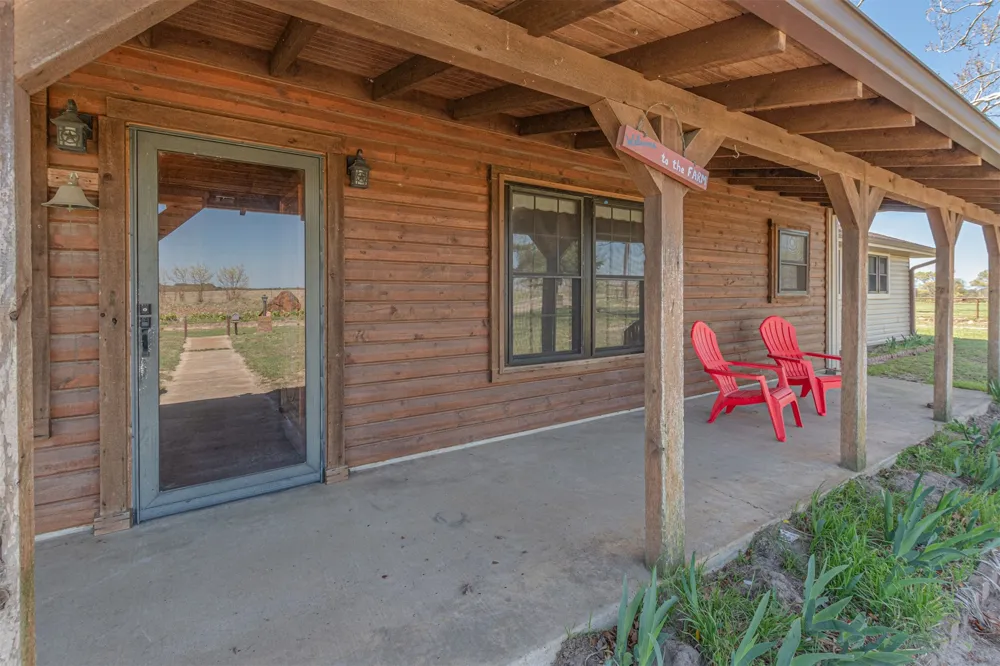 198 Vz County Road 4311 Ben Wheeler, TX 75754