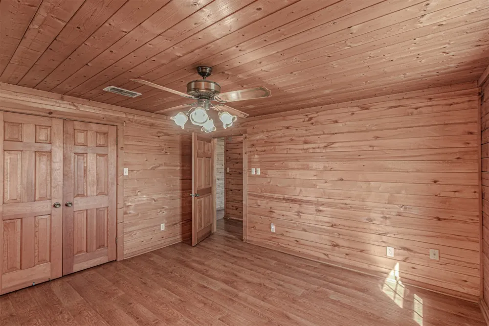 198 Vz County Road 4311 Ben Wheeler, TX 75754