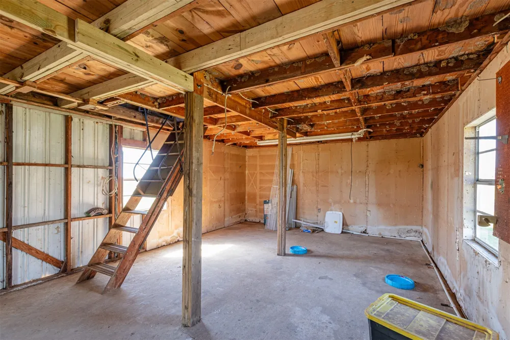 198 Vz County Road 4311 Ben Wheeler, TX 75754