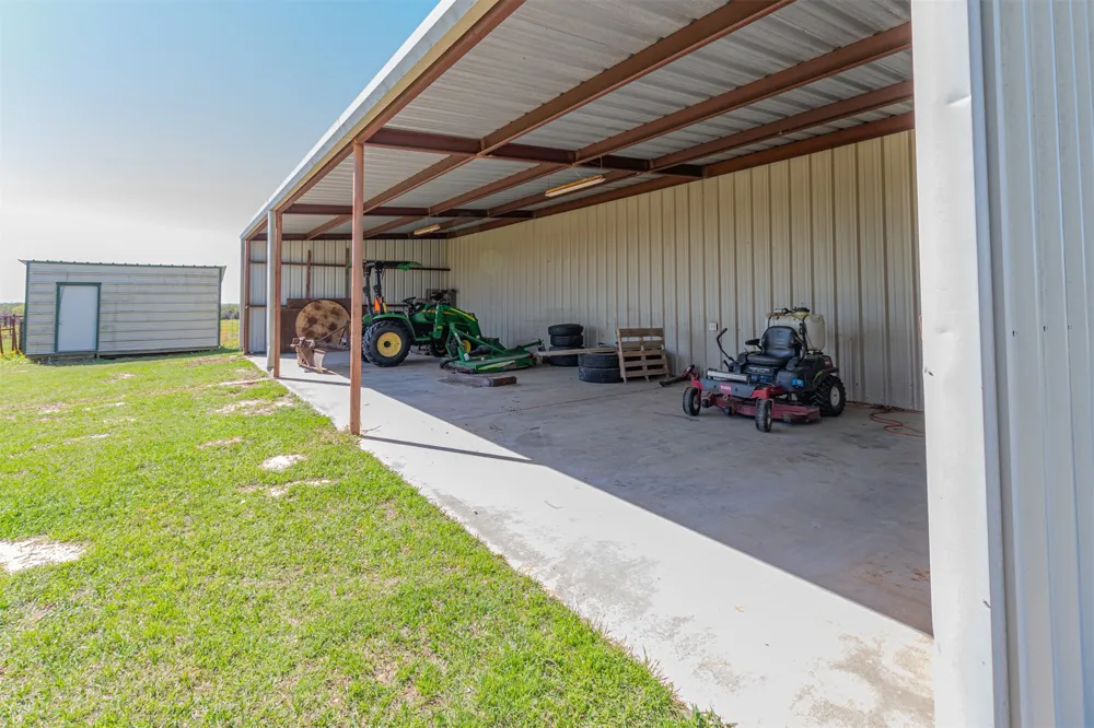 198 Vz County Road 4311 Ben Wheeler, TX 75754