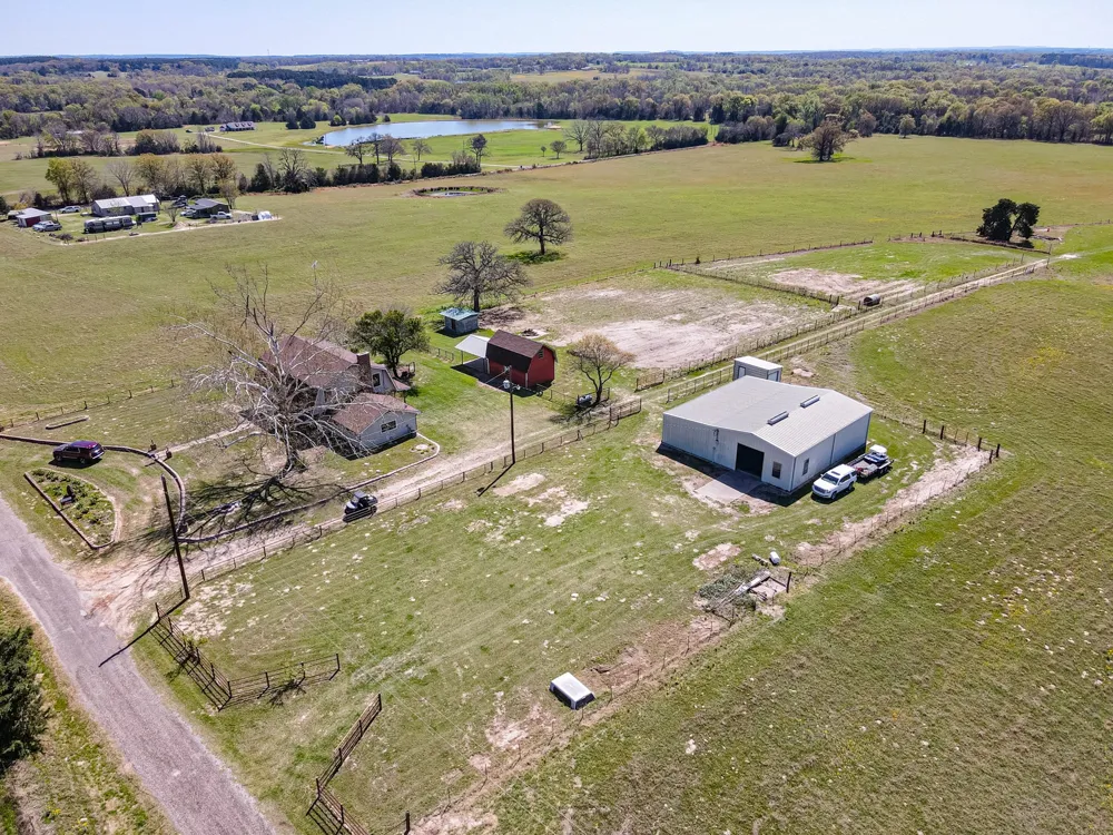 198 Vz County Road 4311 Ben Wheeler, TX 75754